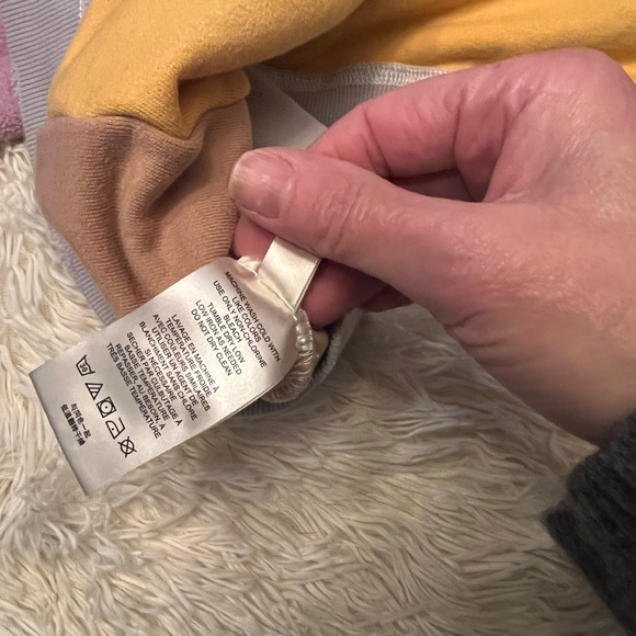 We The Free  Colorblock Over Sized distressed sweatshirt - - Picture 7 of 7